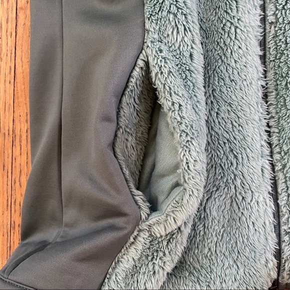 Columbia Fleece Jacket - Sage Green - Picture 4 of 5